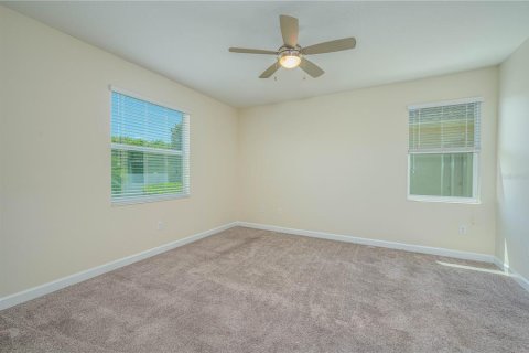 House in Winter Haven, Florida 3 bedrooms, 188.78 sq.m. № 1634957 - photo 11