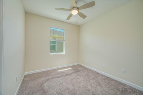 House in Winter Haven, Florida 3 bedrooms, 188.78 sq.m. № 1634957 - photo 13