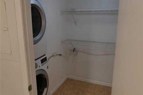 Condo in Clearwater, Florida, 2 bedrooms № 2225833 - photo 13