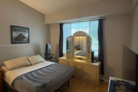 Copropriété à vendre à Coconut Creek, Floride: 2 chambres, 90.58 m2 № 1990229 - photo 9