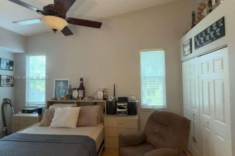 Copropriété à vendre à Coconut Creek, Floride: 2 chambres, 90.58 m2 № 1990229 - photo 13