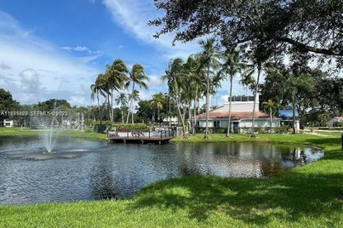 Copropriété à vendre à Coconut Creek, Floride: 2 chambres, 90.58 m2 № 1990229 - photo 27