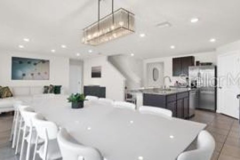 Casa en alquiler en Wimauma, Florida, 5 dormitorios, 248.42 m2 № 2114404 - foto 12