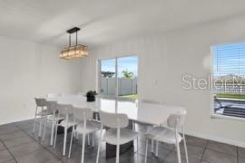 Casa en alquiler en Wimauma, Florida, 5 dormitorios, 248.42 m2 № 2114404 - foto 14