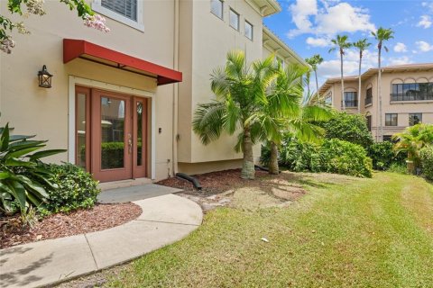Touwnhouse à vendre à Saint Petersburg, Floride: 3 chambres, 193.7 m2 № 1841382 - photo 2