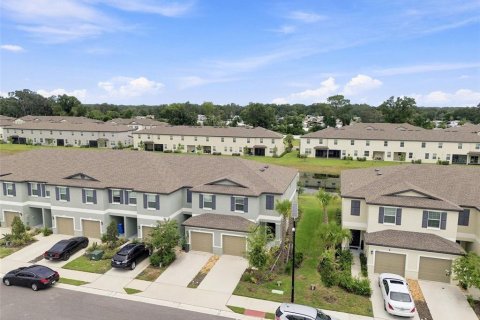 Touwnhouse à vendre à Zephyrhills, Floride: 2 chambres, 165.64 m2 № 2319223 - photo 24