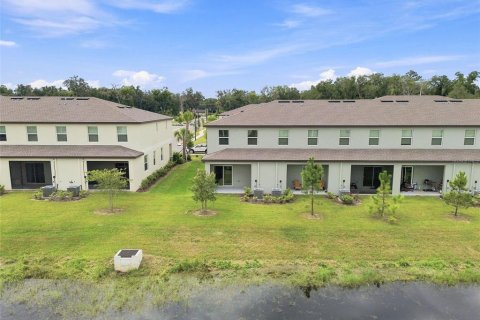 Touwnhouse à vendre à Zephyrhills, Floride: 2 chambres, 165.64 m2 № 2319223 - photo 27