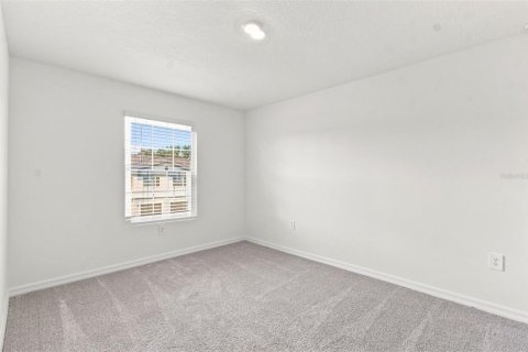 Touwnhouse à vendre à Zephyrhills, Floride: 2 chambres, 165.64 m2 № 2319223 - photo 13