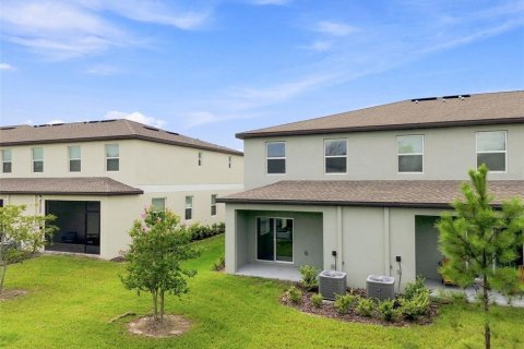 Touwnhouse à vendre à Zephyrhills, Floride: 2 chambres, 165.64 m2 № 2319223 - photo 26