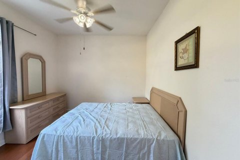 Condo in Orlando, Florida, 3 bedrooms  № 2258947 - photo 8