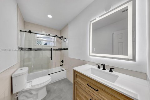 Casa en alquiler en Hollywood, Florida, 3 dormitorios, 138.89 m2 № 1943454 - foto 17