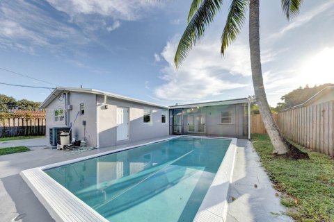 Casa en alquiler en Hollywood, Florida, 3 dormitorios, 138.89 m2 № 1943454 - foto 28