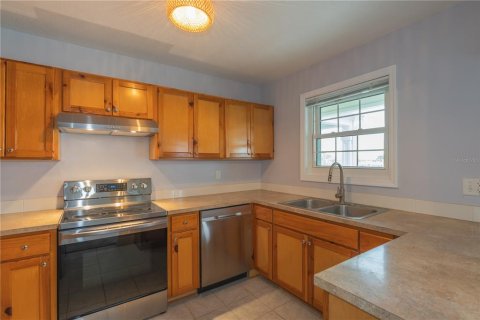 Condominio en venta en Saint Petersburg, Florida, 2 dormitorios, 94.57 m2 № 2199374 - foto 2