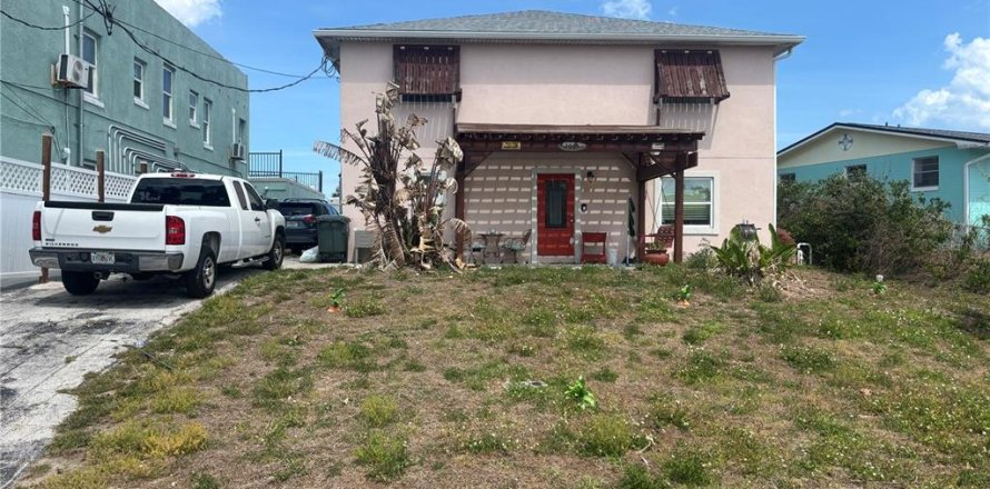 Casa en Daytona Beach, Florida 5 dormitorios, 208.47 m2 № 2102858