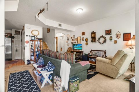 Купить таунхаус в Дания-Бич, Флорида 2 спальни, 102.19м2, № 2053323 - фото 7