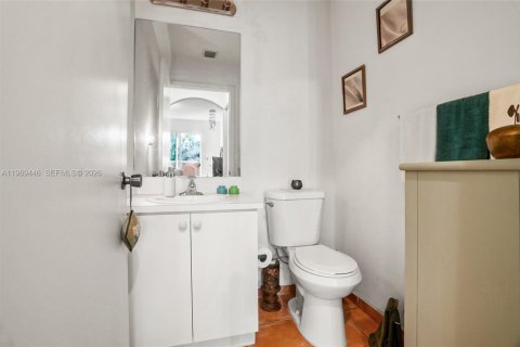 Купить таунхаус в Дания-Бич, Флорида 2 спальни, 102.19м2, № 2053323 - фото 11