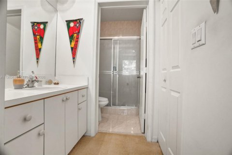 Купить таунхаус в Дания-Бич, Флорида 2 спальни, 102.19м2, № 2053323 - фото 21