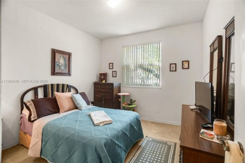 Купить таунхаус в Дания-Бич, Флорида 2 спальни, 102.19м2, № 2053323 - фото 15