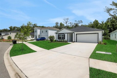 House in Orange Park, Florida 3 bedrooms, 208.66 sq.m. № 2099658 - photo 3