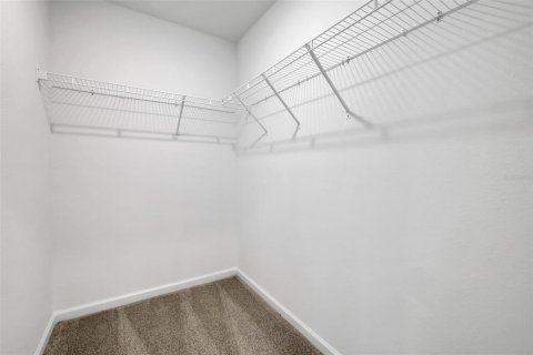 House in Orange Park, Florida 3 bedrooms, 208.66 sq.m. № 2099658 - photo 16