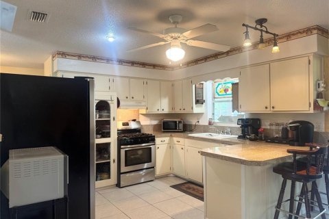 House in Dunnellon, Florida 2 bedrooms, 106.47 sq.m. № 1870317 - photo 6