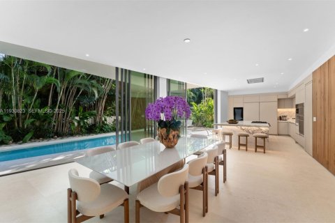 Купить виллу или дом в Майами, Флорида 8 спален, № 1989863 - фото 23