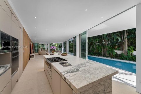 Купить виллу или дом в Майами, Флорида 8 спален, № 1989863 - фото 29