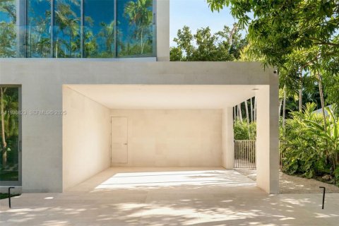Купить виллу или дом в Майами, Флорида 8 спален, № 1989863 - фото 8