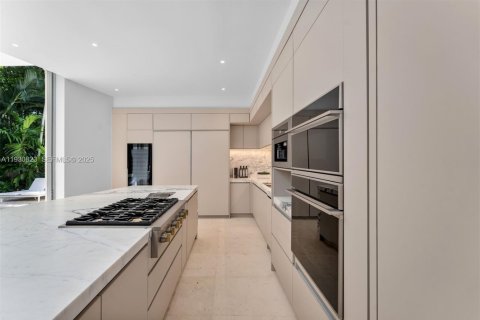 Купить виллу или дом в Майами, Флорида 8 спален, № 1989863 - фото 26