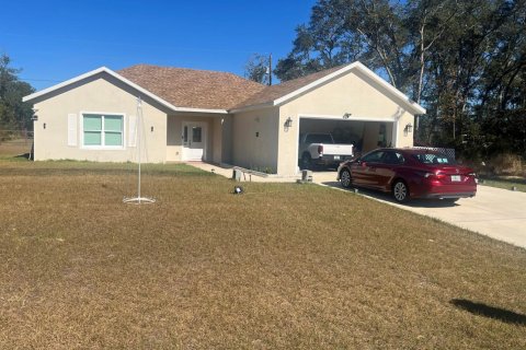 House in Ocala, Florida 3 bedrooms, 153.1 sq.m. № 2082793