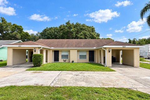 Apartment in Bradenton, Florida 2 bedrooms, 182 sq.m. № 2359378