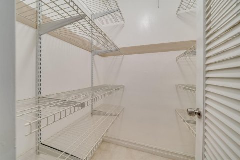 Condo in Fort Lauderdale, Florida, 2 bedrooms  № 2398093 - photo 14