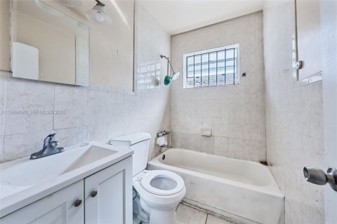 Immobilier commercial à vendre à Miami, Floride: 130.81 m2 № 2051845 - photo 25