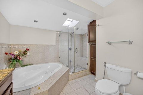 Casa en alquiler en Pinecrest, Florida, 4 dormitorios, 231.42 m2 № 2067343 - foto 25