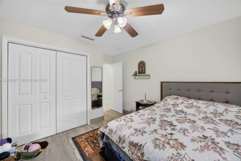 Casa en alquiler en Pinecrest, Florida, 4 dormitorios, 231.42 m2 № 2067343 - foto 30