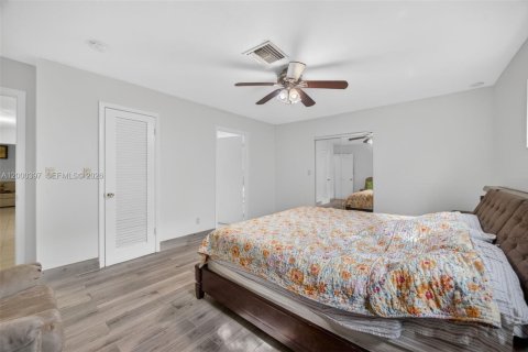 Casa en alquiler en Pinecrest, Florida, 4 dormitorios, 231.42 m2 № 2067343 - foto 22