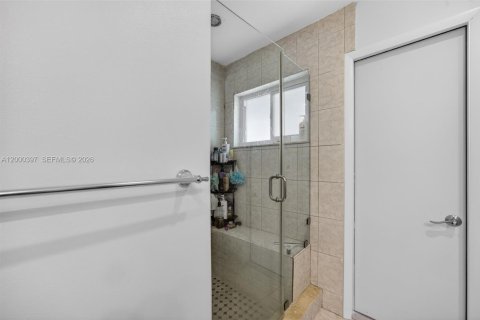 Casa en alquiler en Pinecrest, Florida, 4 dormitorios, 231.42 m2 № 2067343 - foto 27