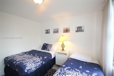 Condominio en alquiler en Miami Beach, Florida, 2 dormitorios, 95.69 m2 № 2054457 - foto 13