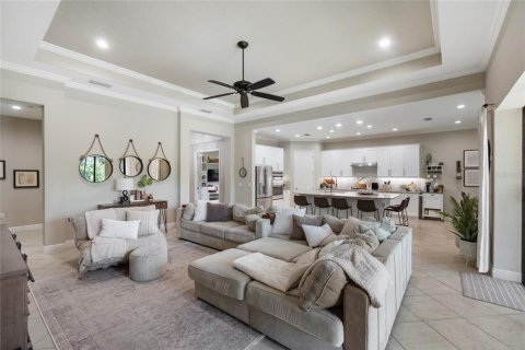 House in Bradenton, Florida 4 bedrooms, 255.85 sq.m. № 2124957 - photo 30