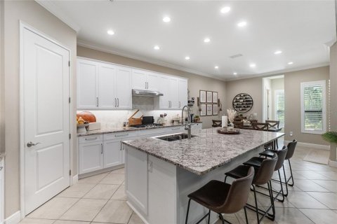 House in Bradenton, Florida 4 bedrooms, 255.85 sq.m. № 2124957 - photo 21