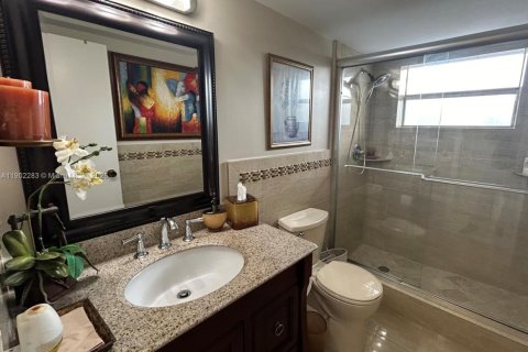 Condominio en venta en Tamarac, Florida, 2 dormitorios, 95.22 m2 № 2015256 - foto 14