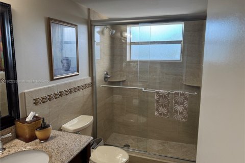 Condominio en venta en Tamarac, Florida, 2 dormitorios, 95.22 m2 № 2015256 - foto 13