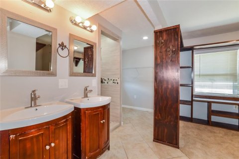 Casa en alquiler en Altamonte Springs, Florida, 4 dormitorios, 203.83 m2 № 1910413 - foto 10