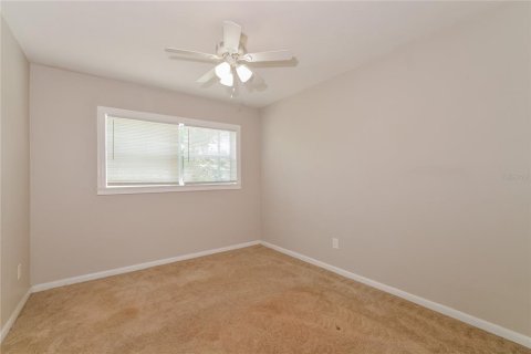 Casa en alquiler en Altamonte Springs, Florida, 4 dormitorios, 203.83 m2 № 1910413 - foto 13