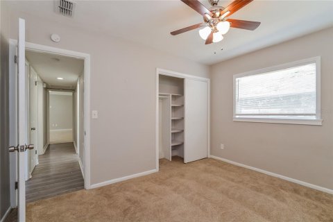 Casa en alquiler en Altamonte Springs, Florida, 4 dormitorios, 203.83 m2 № 1910413 - foto 11