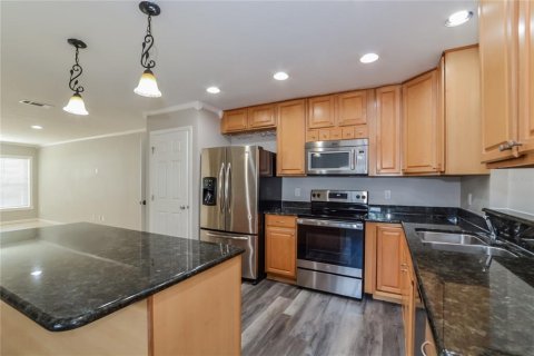 Casa en alquiler en Altamonte Springs, Florida, 4 dormitorios, 203.83 m2 № 1910413 - foto 6