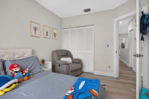 Villa ou maison à vendre à Margate, Floride: 3 chambres, 153.2 m2 № 2400679 - photo 30