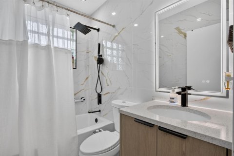 Villa ou maison à vendre à Margate, Floride: 3 chambres, 153.2 m2 № 2400679 - photo 27