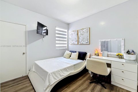 Adosado en venta en Weston, Florida, 3 dormitorios, 135.27 m2 № 2084951 - foto 12