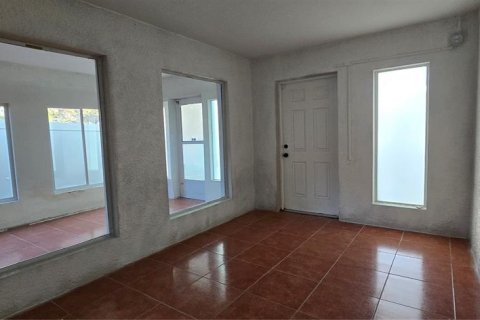 House in Valrico, Florida 3 bedrooms, 224.82 sq.m. № 2206935 - photo 26